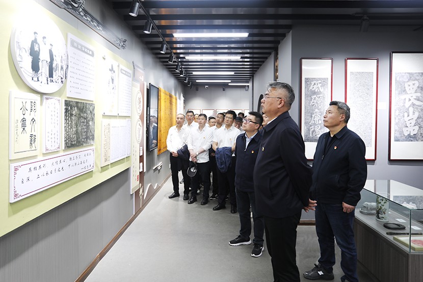 1744952879606 1111111